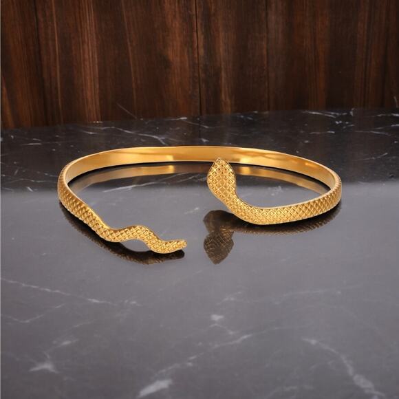 NEW 18K yellow gold plated snake checkered bracelet bangle jewelry B29A - Picture 8 of 8